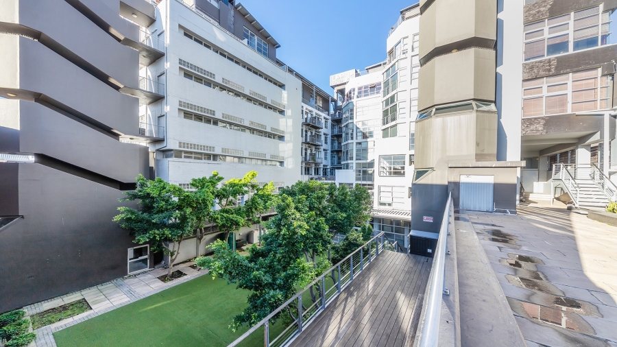 To Let 1 Bedroom Property for Rent in Woodstock Western Cape